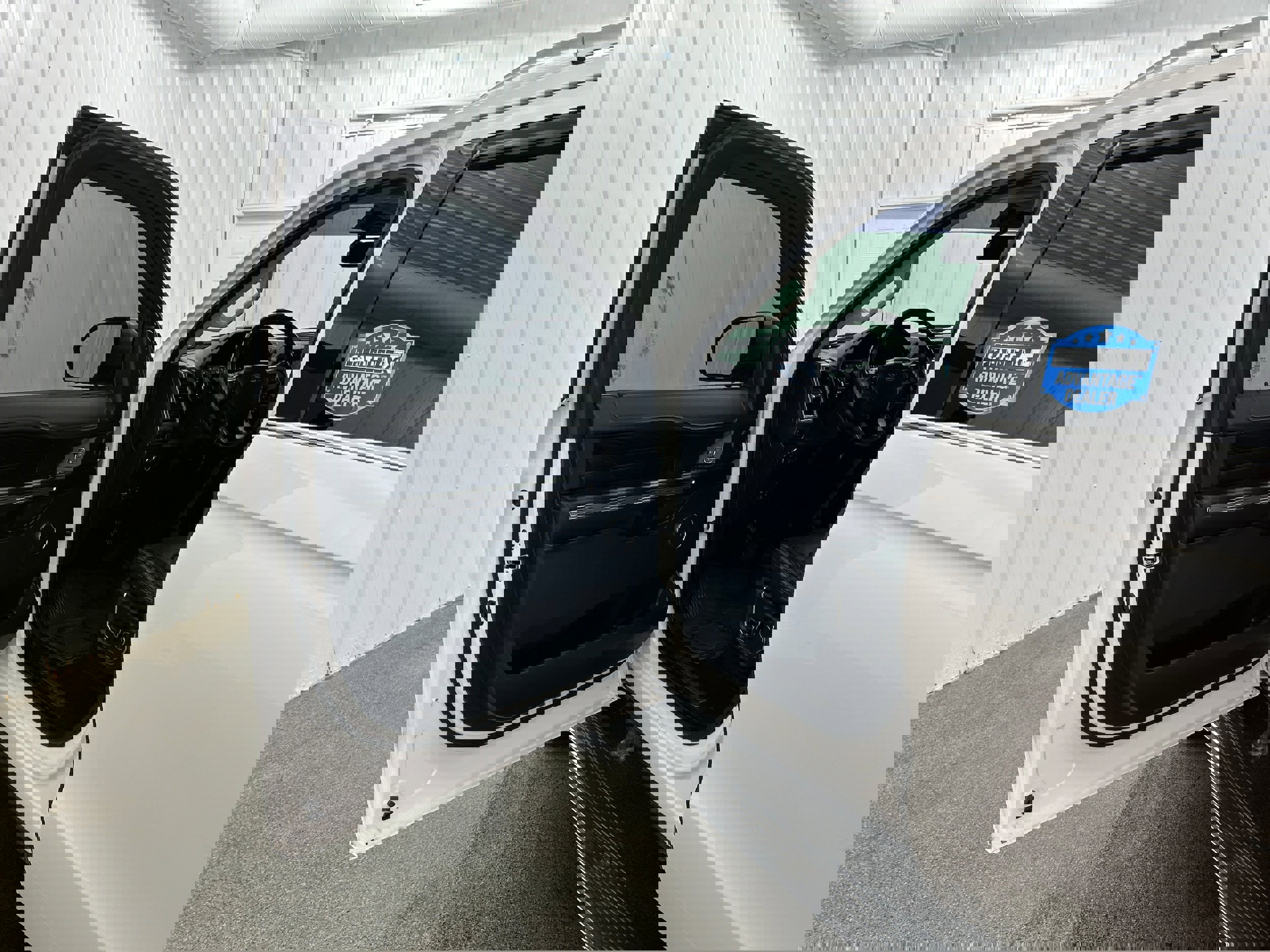 Used 2018 Ford Expedition Max Platinum image 24