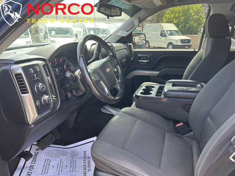 Used 2018 Chevrolet Silverado 1500 LT w/ All Star Edition AWD/4WD image 10