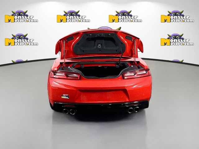 Used 2018 Chevrolet Camaro SS RWD image 26