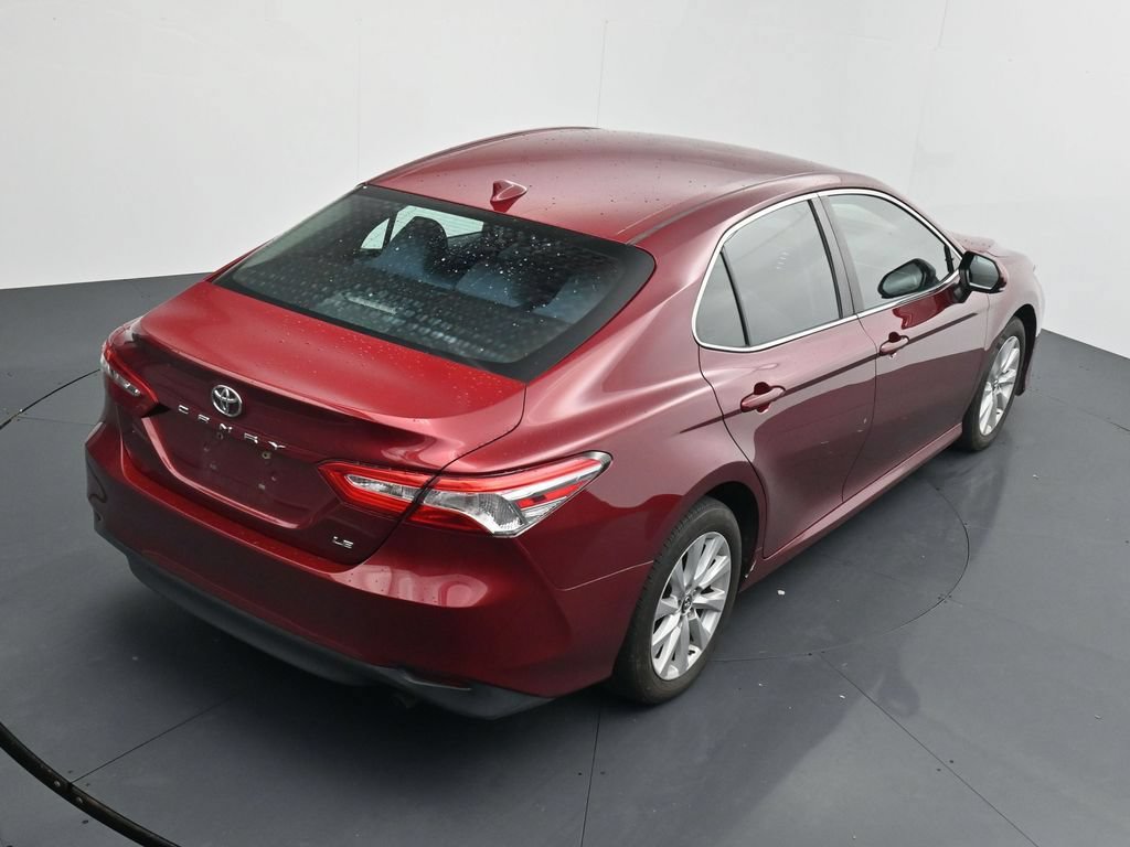 Used 2019 Toyota Camry LE FWD image 15