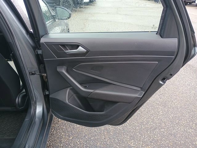 Used 2019 Volkswagen Jetta R-Line image 15