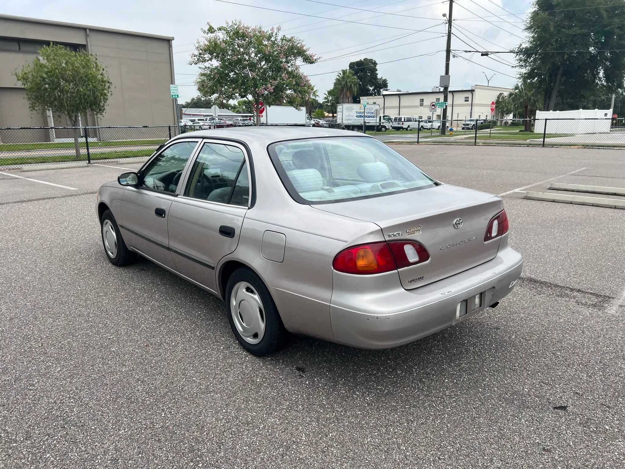 Used 1998 Toyota Corolla CE FWD image 15