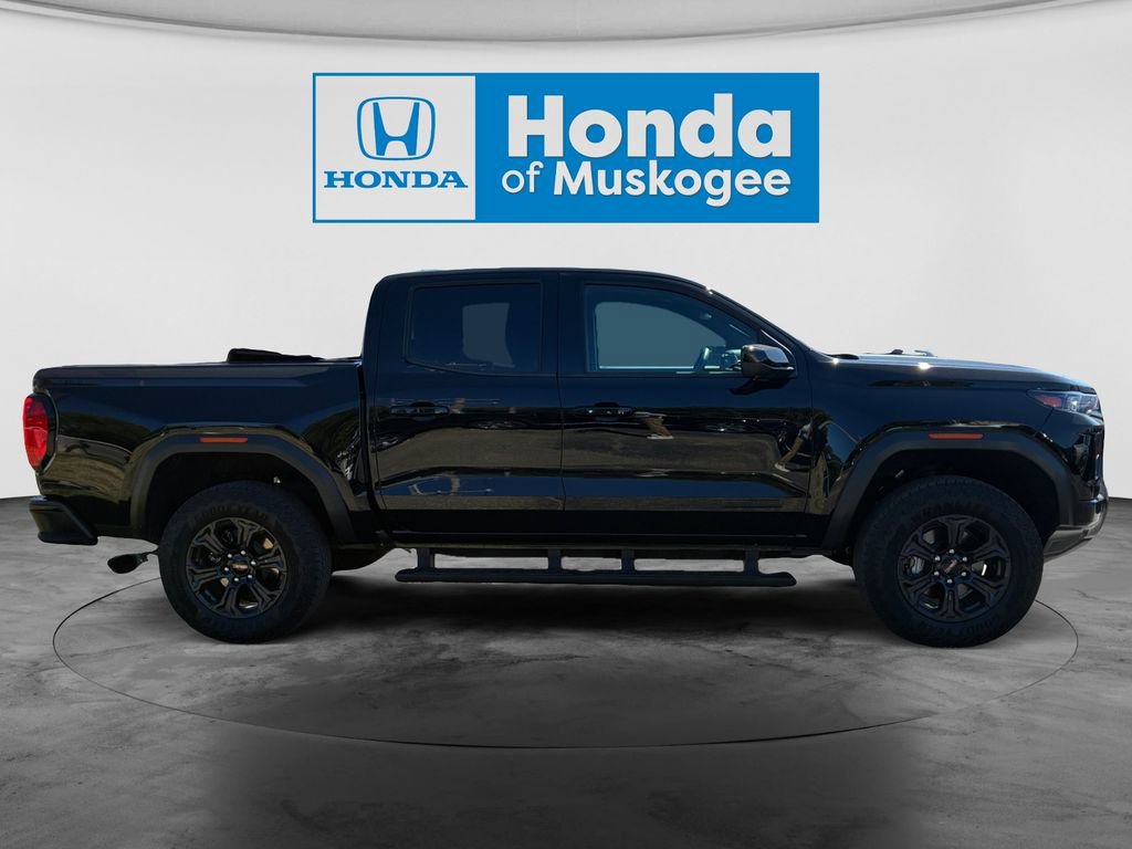 Used 2025 GMC Canyon Elevation w/ Convenience Package AWD/4WD image 4