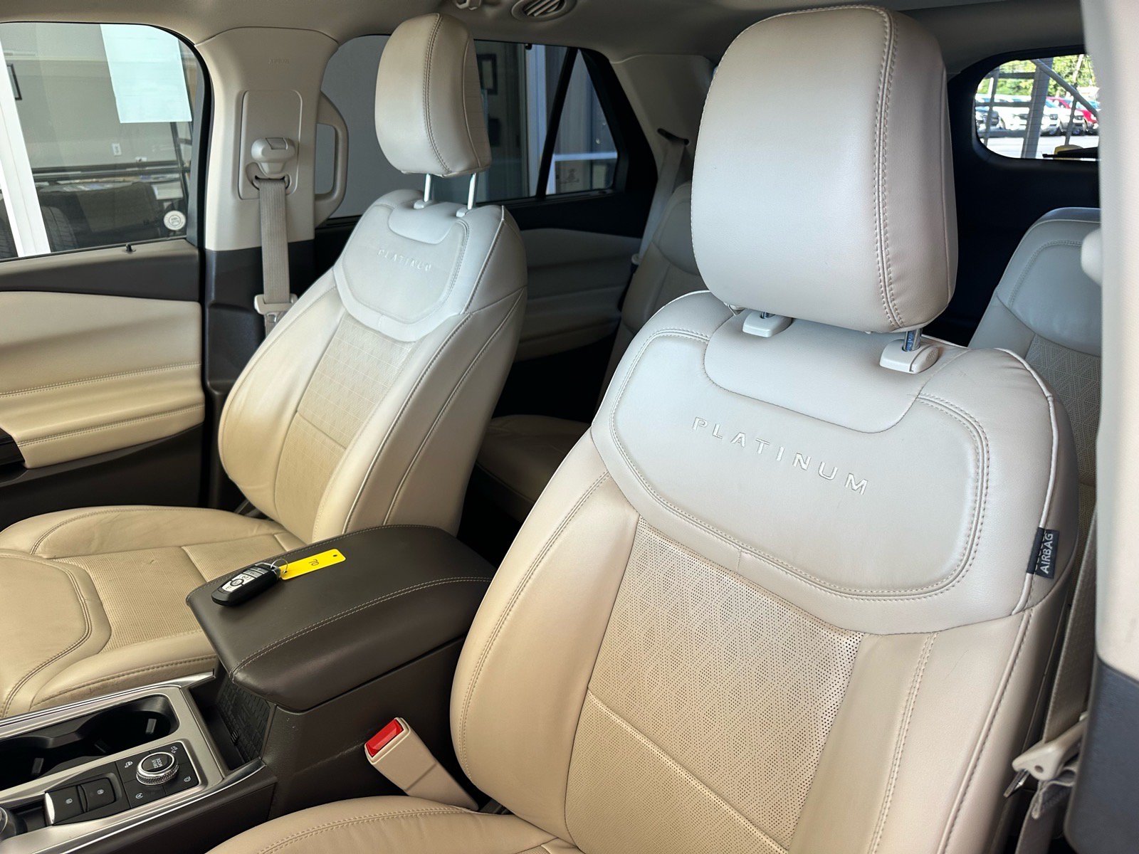 Used 2021 Ford Explorer Platinum w/ Equipment Group 601A AWD/4WD image 20
