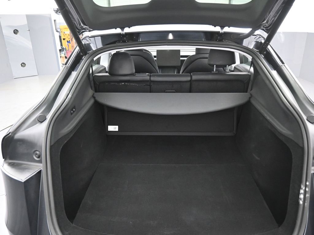 Used 2026 Tesla Model Y Long Range image 26
