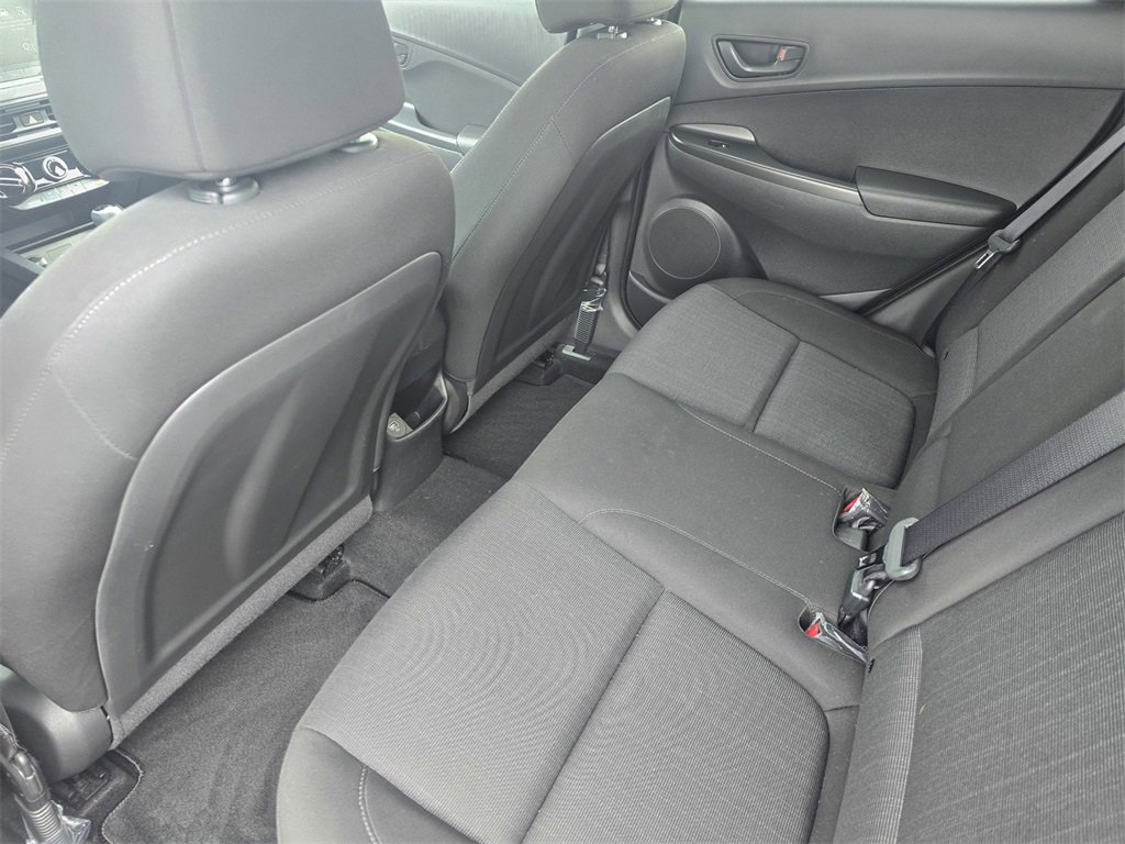 Used 2023 Hyundai Kona SEL image 12