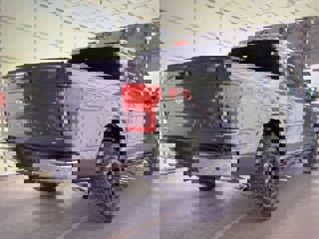 Used 2020 Ford F150 Lariat image 5