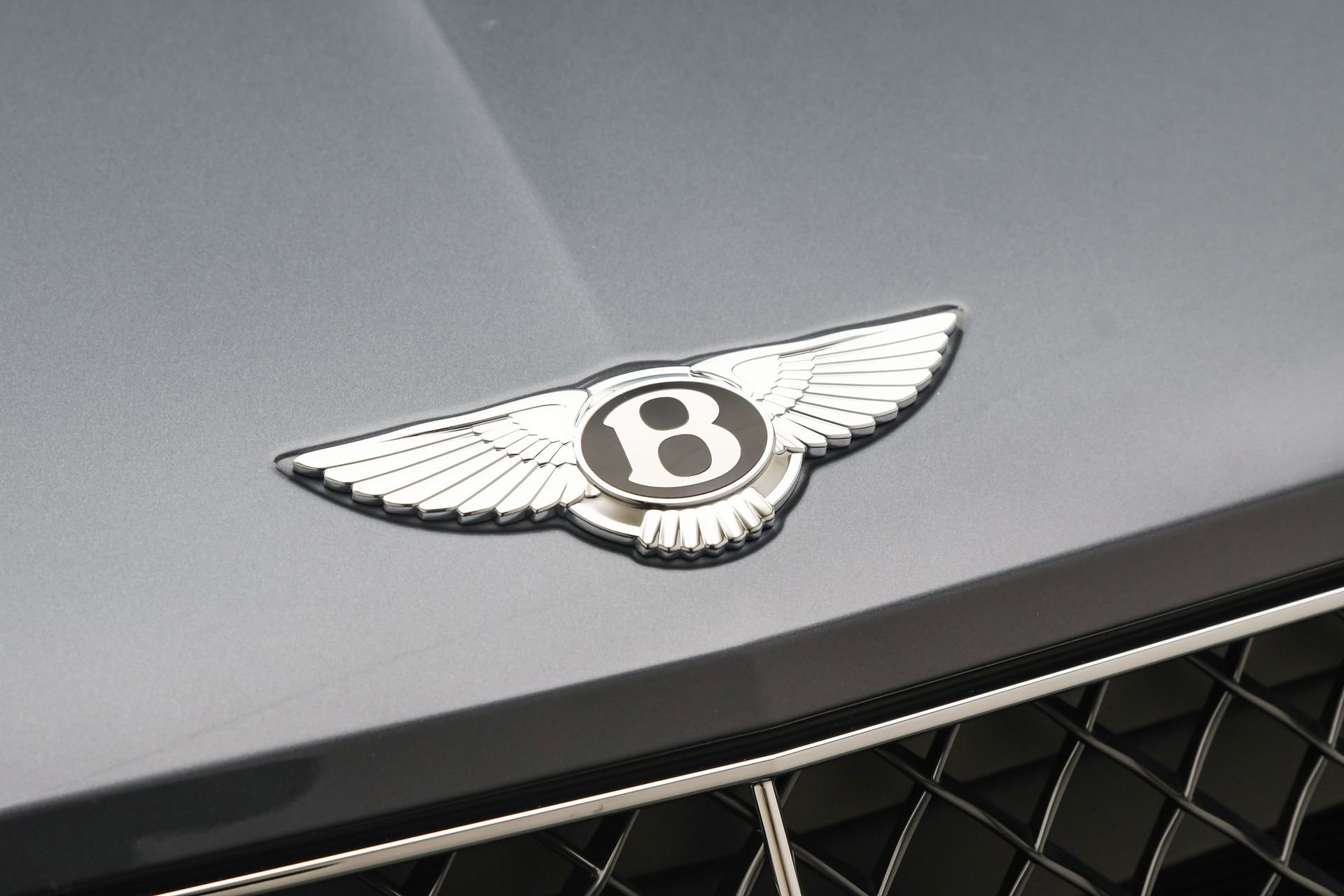 New 2025 Bentley Bentayga image 27