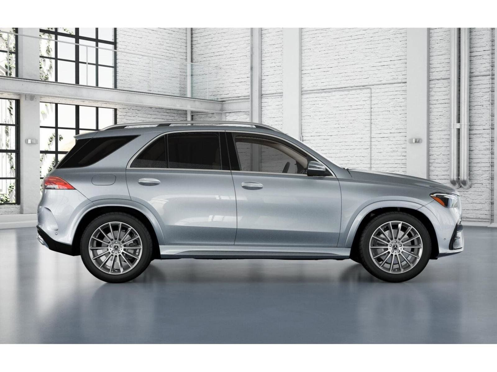 Used 2025 Mercedes-Benz GLE 350 4MATIC image 16