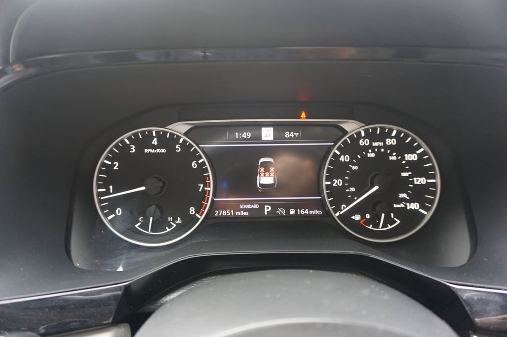 Used 2023 Nissan Pathfinder SL w/ SL Premium Package FWD image 7