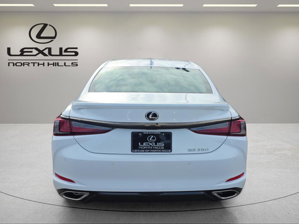 Used 2022 Lexus ES 350 F Sport image 4