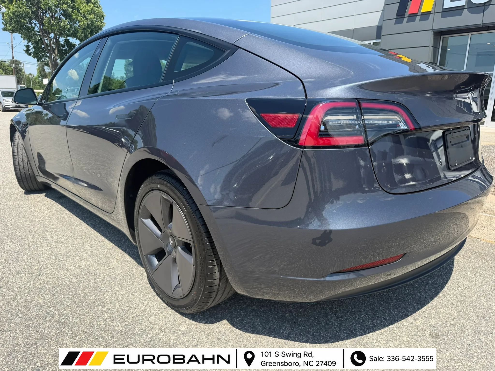 Used 2023 Tesla Model 3 Standard Range RWD image 3