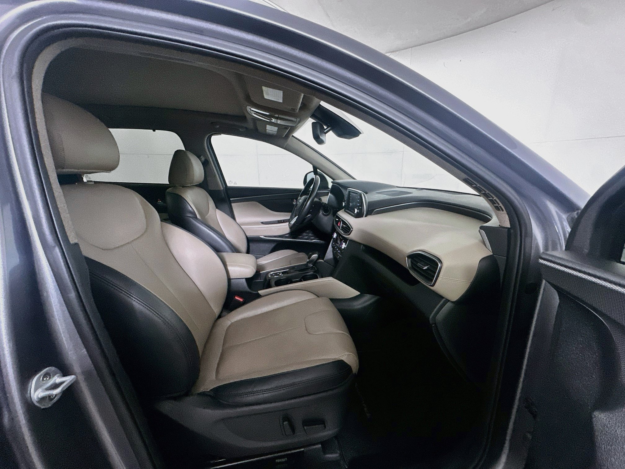 Used 2019 Hyundai Santa Fe Limited w/ Cargo Package FWD image 31