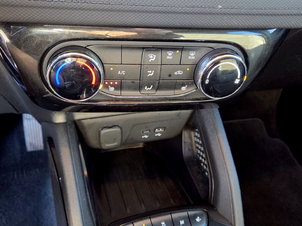 Certified 2024 Chevrolet TrailBlazer LT w/ LT Cold Weather Package FWD image 19