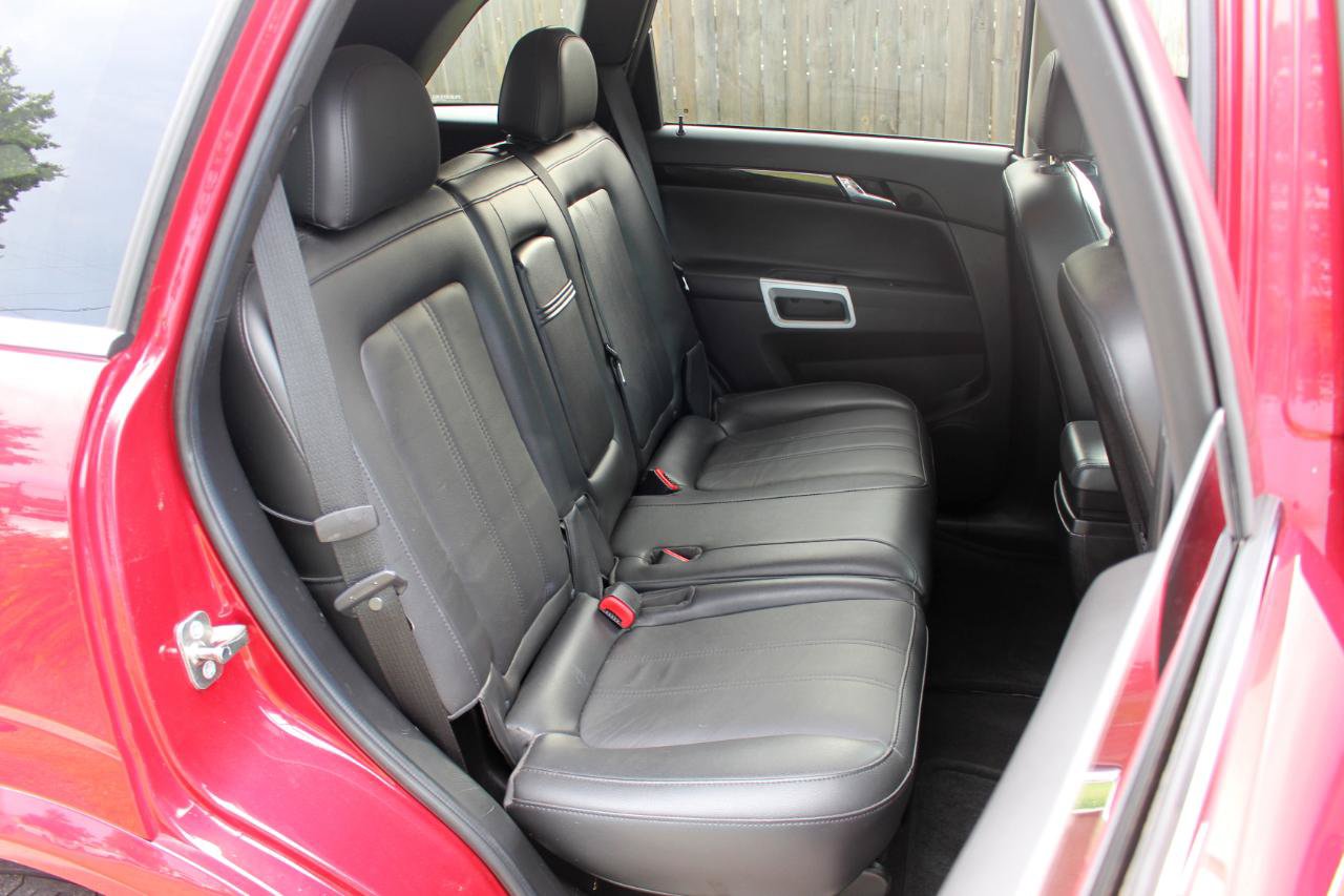 Used 2014 Chevrolet Captiva Sport LTZ FWD image 35