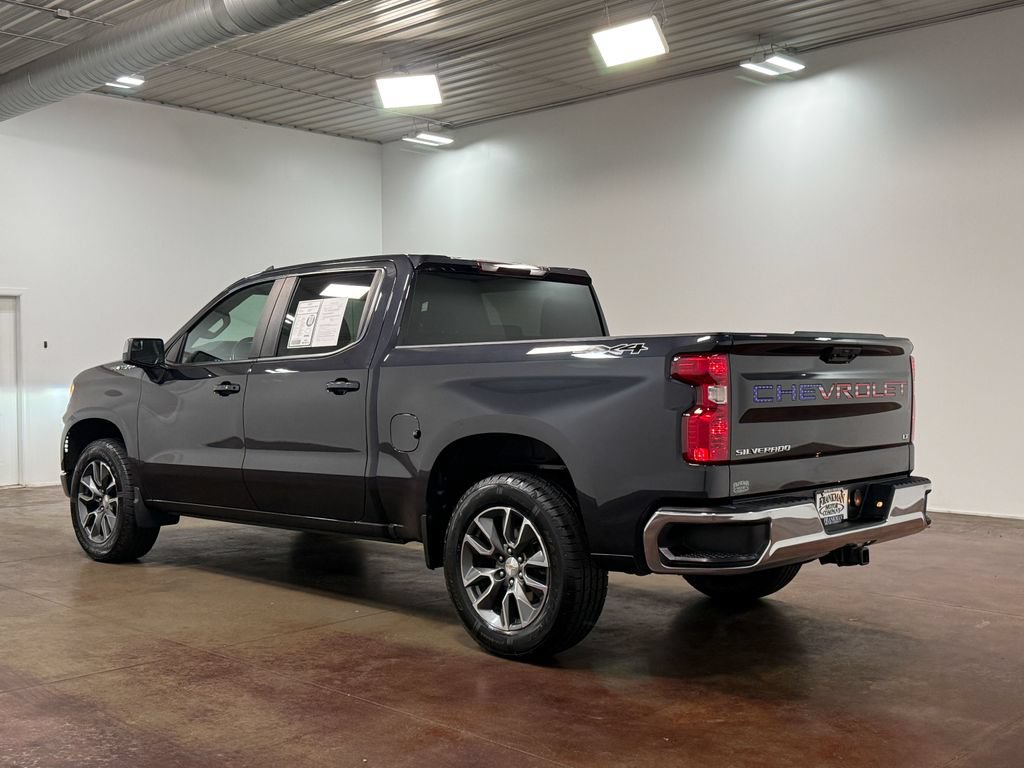 Used 2023 Chevrolet Silverado 1500 LT AWD/4WD image 27
