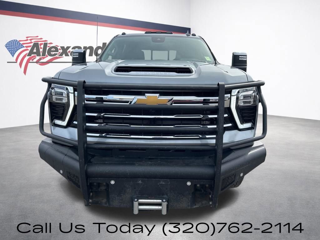 Certified 2025 Chevrolet Silverado 3500 LTZ w/ LTZ Convenience Package image 2