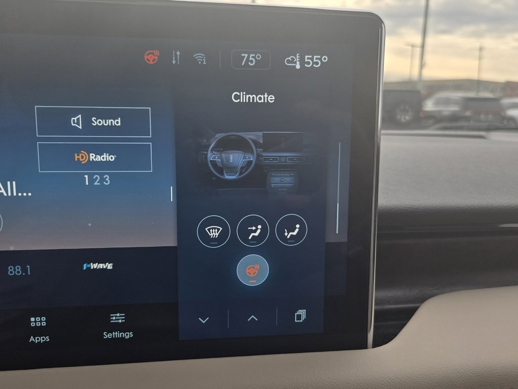 Certified 2023 Lincoln Nautilus Reserve image 15