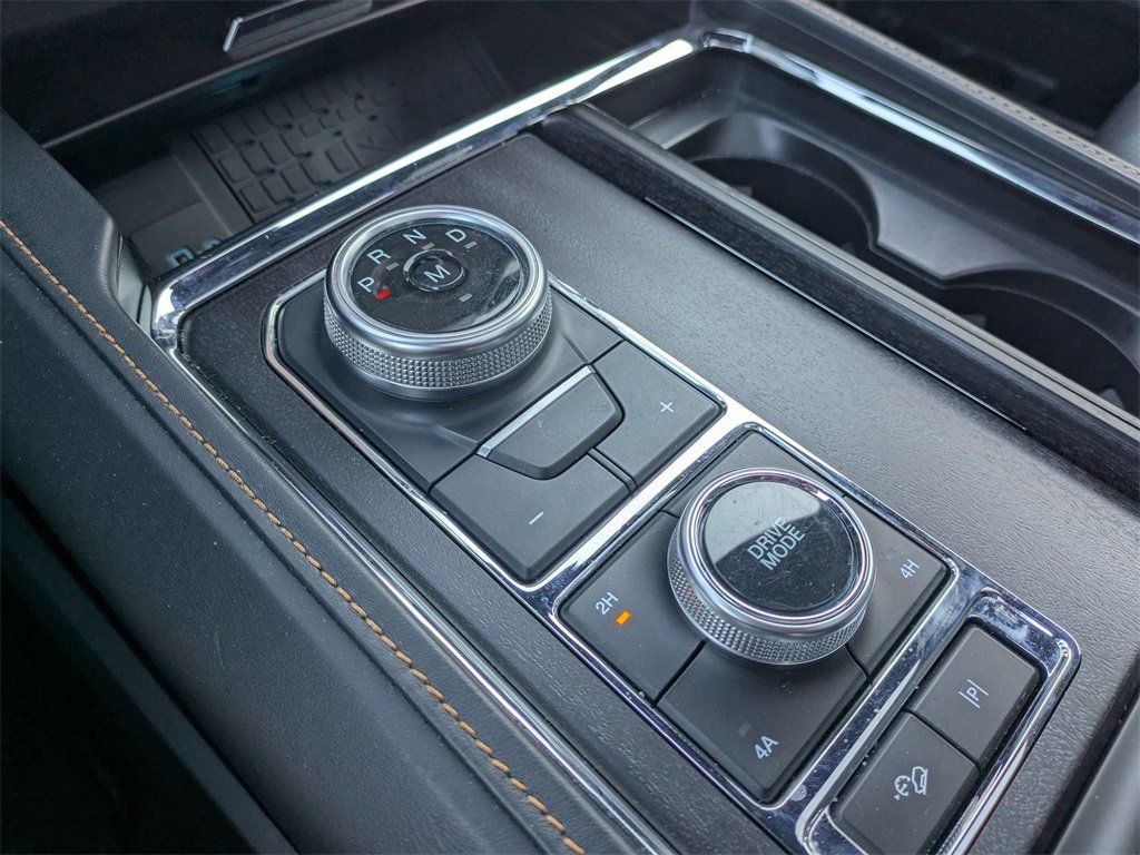 Used 2022 Ford Expedition Platinum image 12