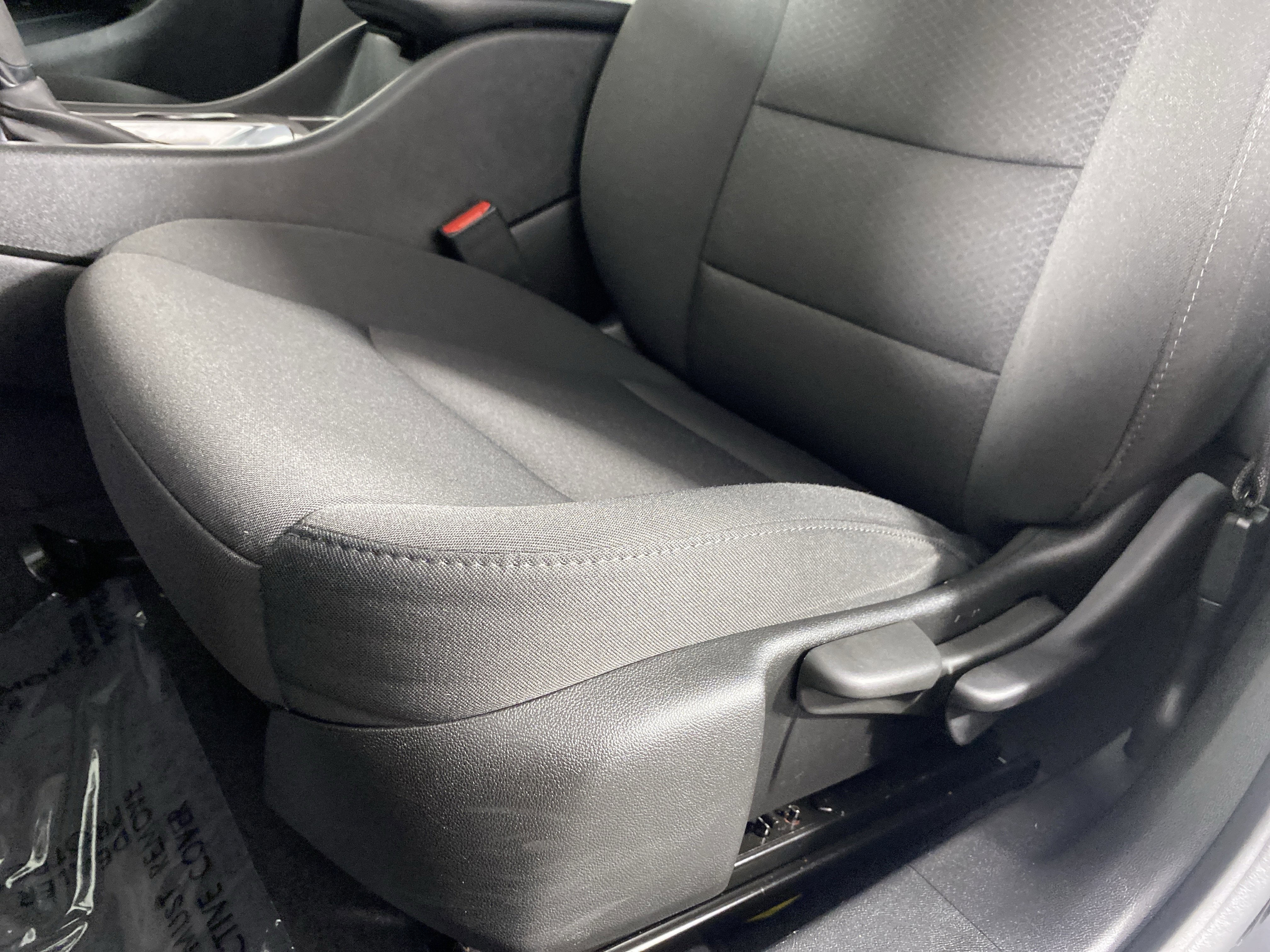 Used 2020 Chevrolet Malibu LS FWD image 13