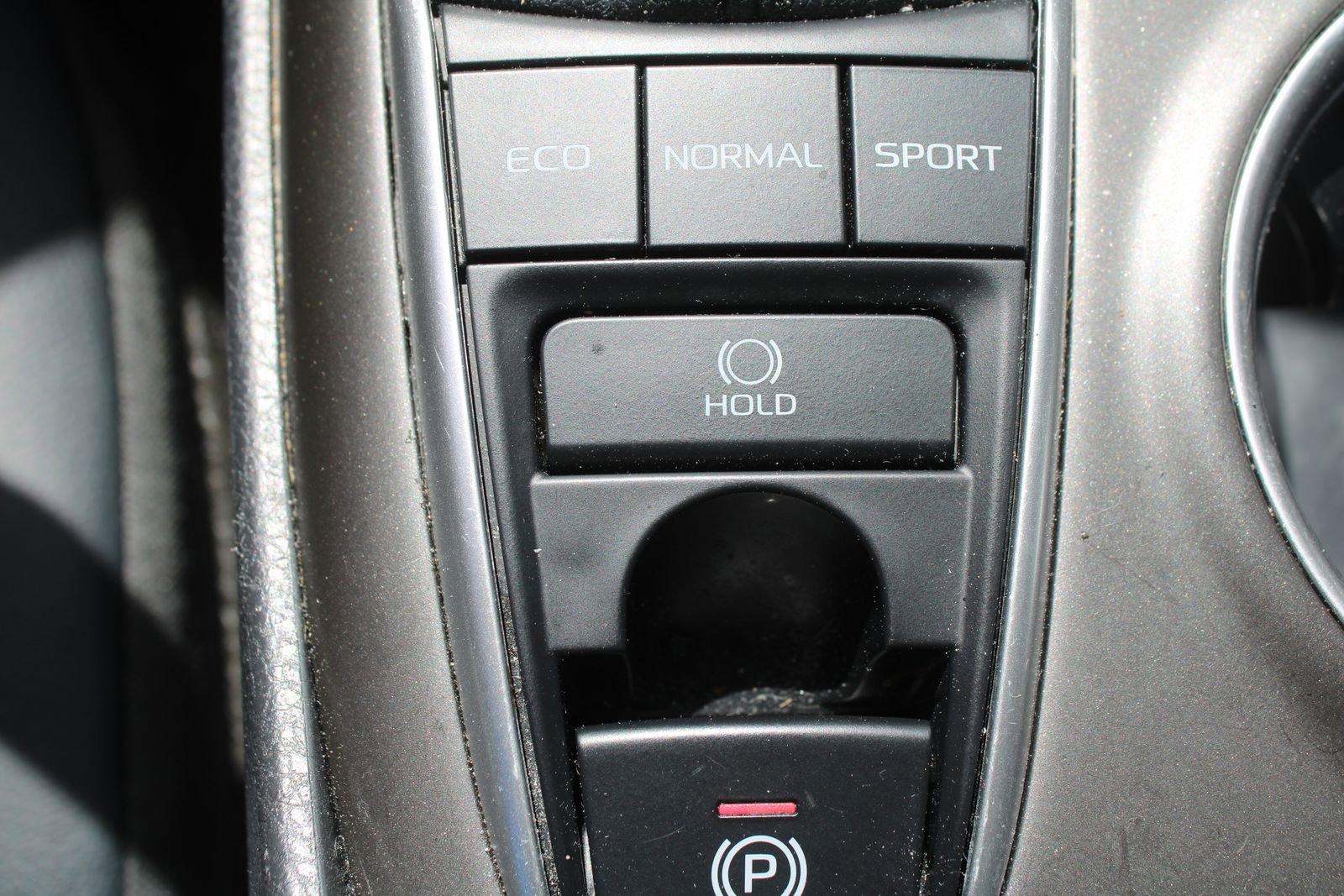 Used 2023 Toyota Camry XLE image 34