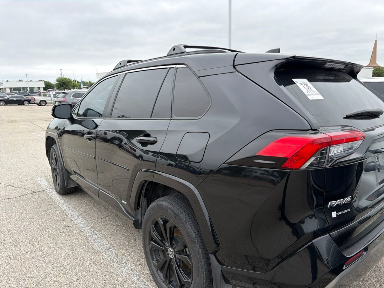 Used 2024 Toyota RAV4 SE AWD/4WD image 8
