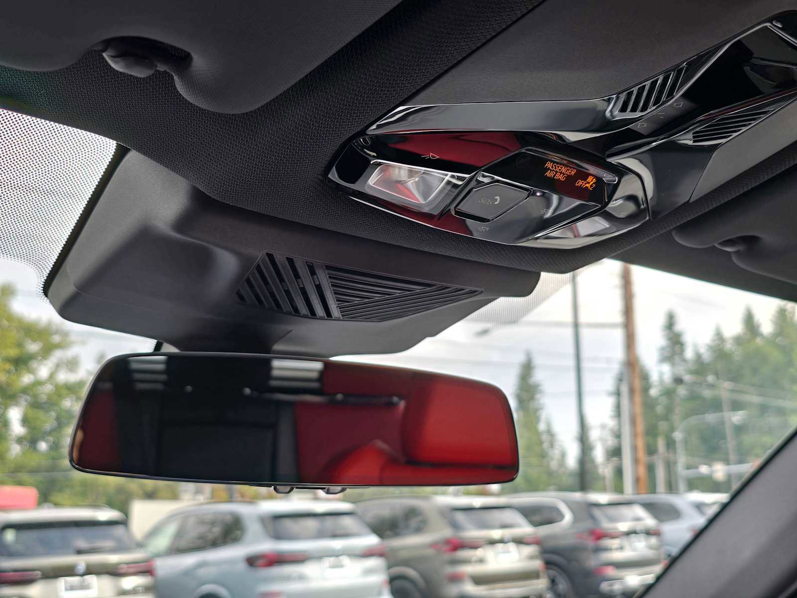 Used 2025 BMW X1 xDrive28i w/ Premium Package image 28