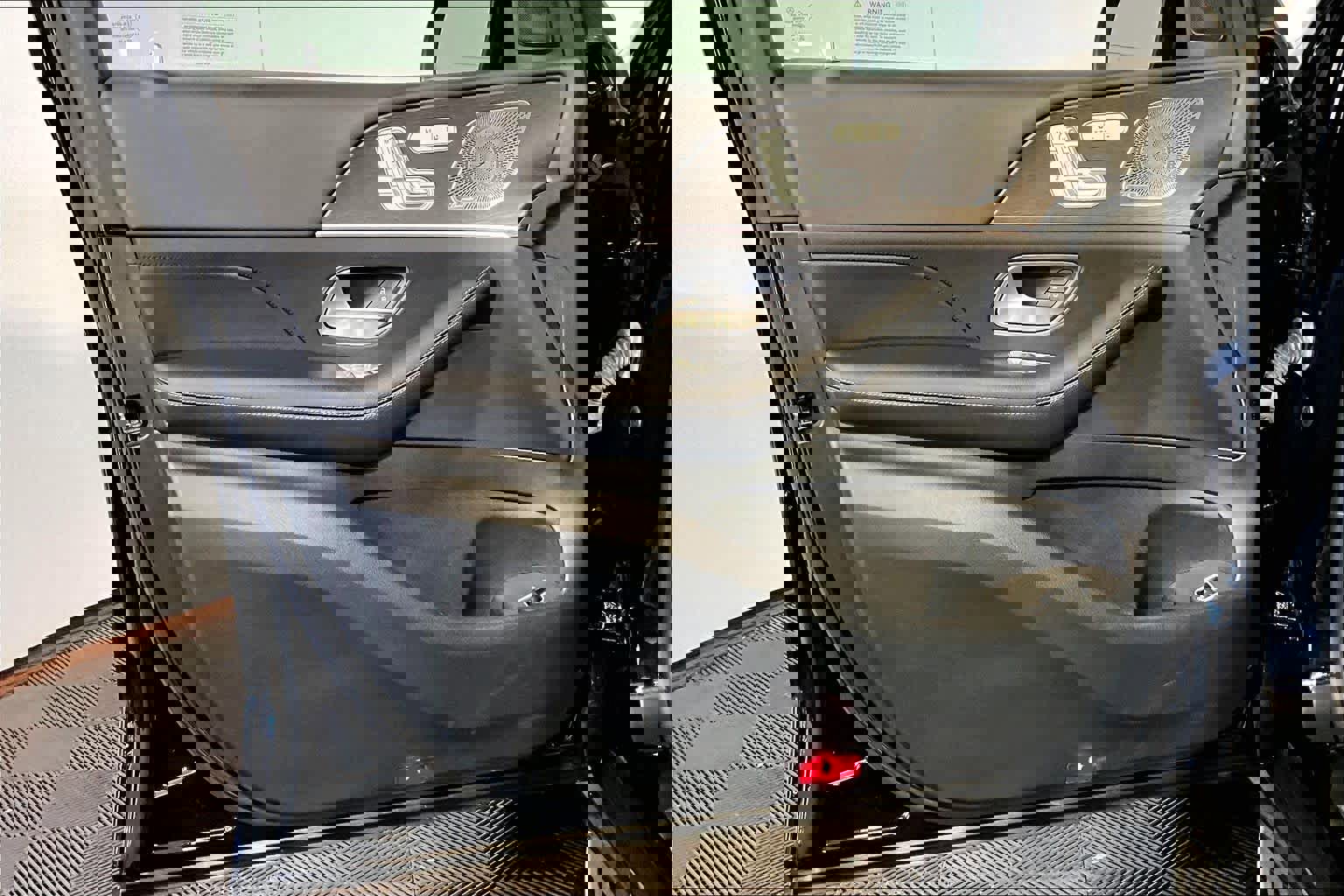 Used 2023 Mercedes-Benz GLE 350 4MATIC image 22