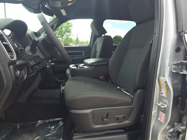 Certified 2026 RAM 2500 Big Horn AWD/4WD image 10