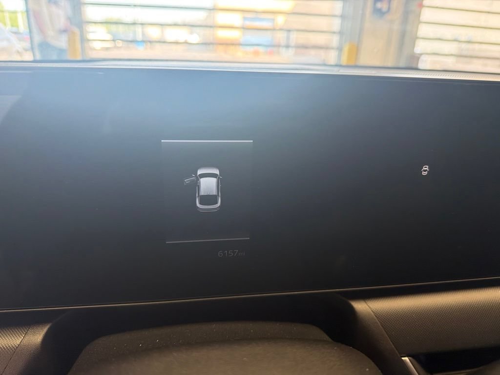 Used 2025 Kia K4 FWD image 3