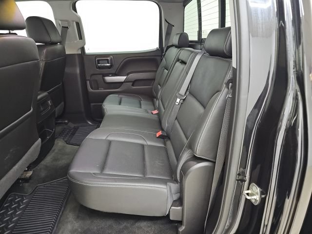 Used 2018 Chevrolet Silverado 1500 LTZ Z71 w/ Redline Edition AWD/4WD image 4