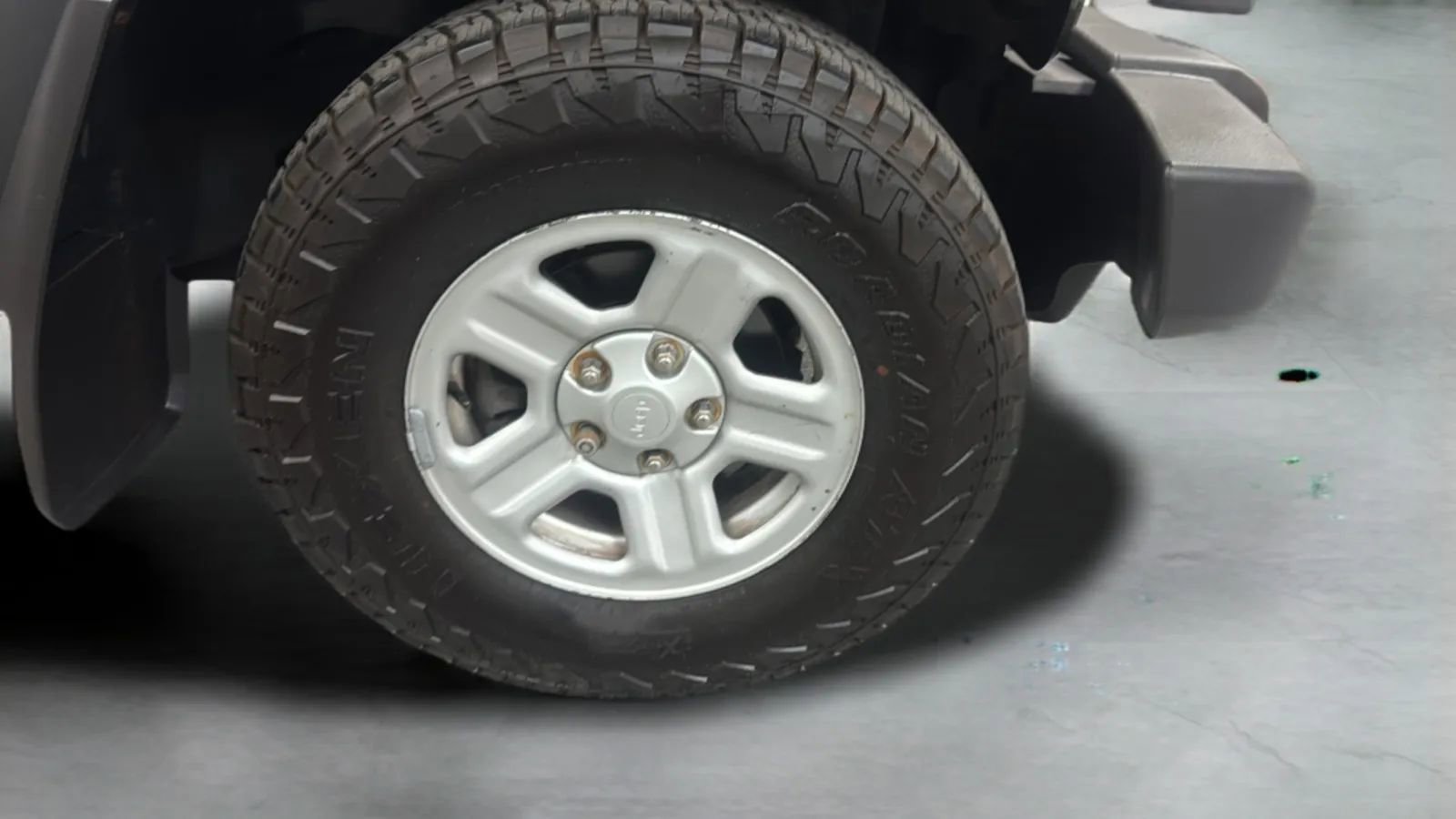 Used 2009 Jeep Wrangler X AWD/4WD image 24