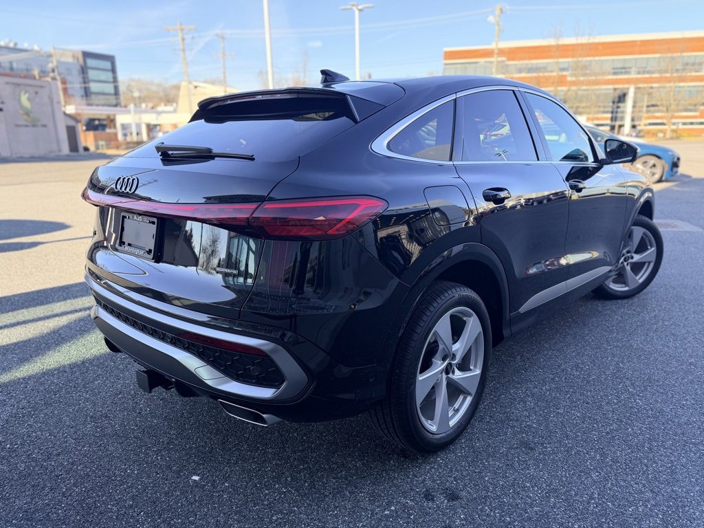 Used 2025 Audi Q5 Premium Plus w/ Premium Plus image 6