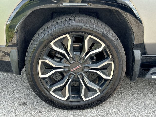 Used 2026 GMC Sierra EV Denali AWD/4WD image 33
