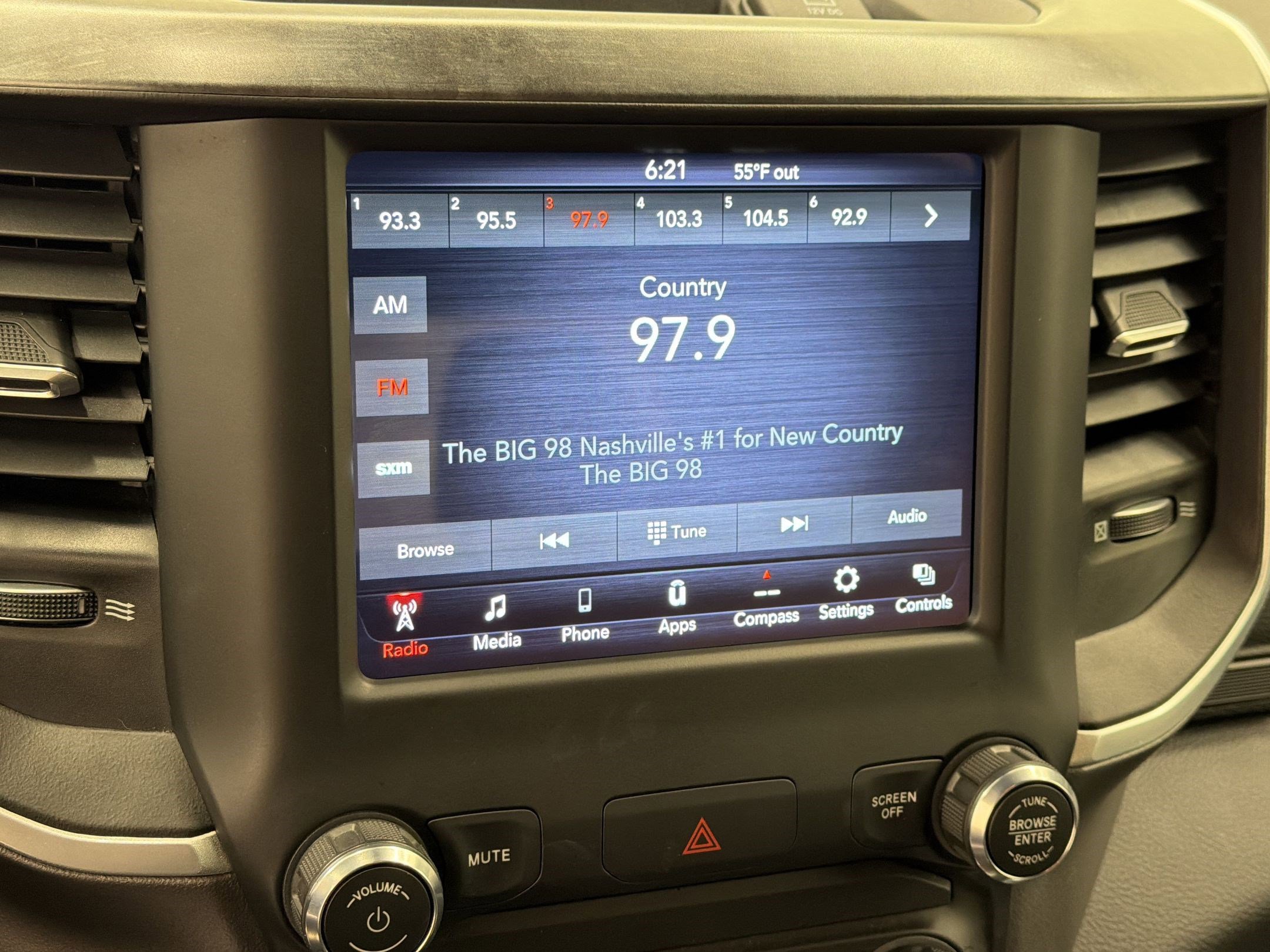 Used 2021 RAM 1500 Big Horn image 22