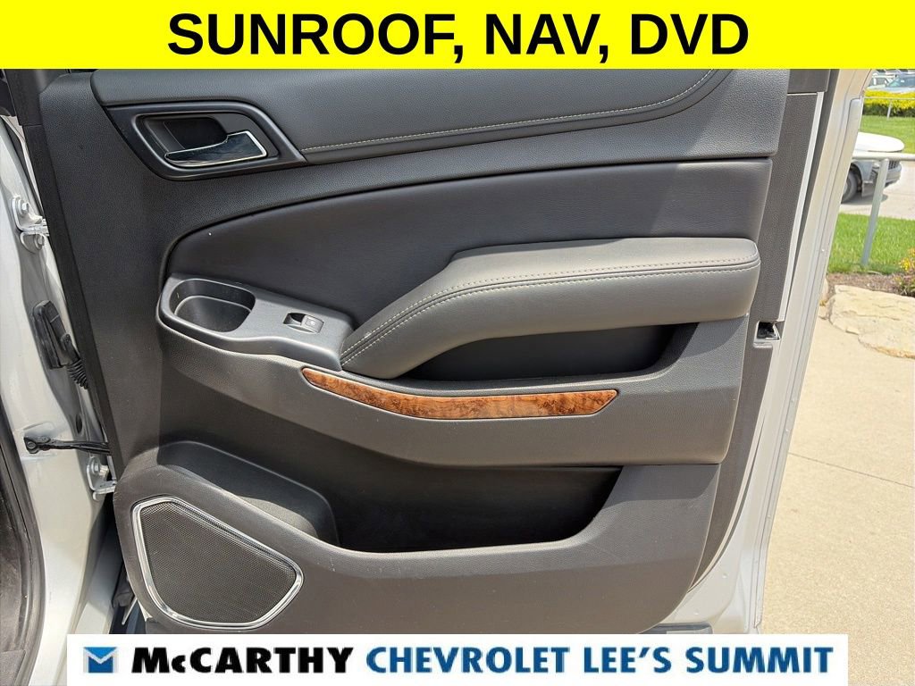 Used 2019 Chevrolet Suburban Premier AWD/4WD image 39