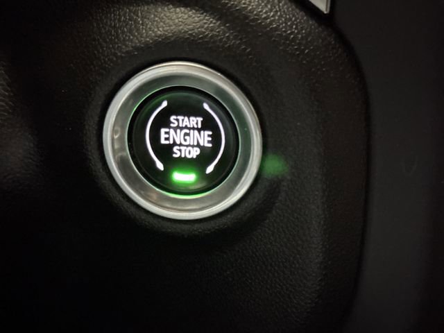 Used 2020 Chevrolet Silverado 2500 LTZ w/ LTZ Premium Package image 15