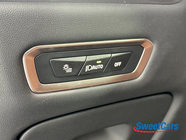 Used 2025 BMW X7 M60i AWD/4WD image 23