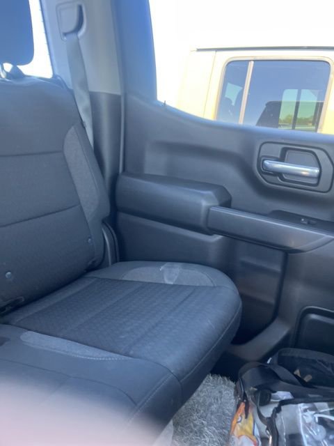 Used 2024 Chevrolet Silverado 1500 Custom w/ Turbomax Blackout Package AWD/4WD image 4