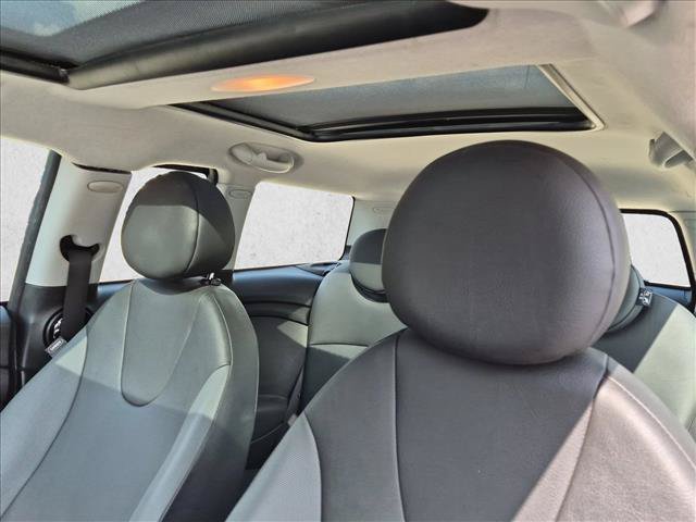 Used 2010 MINI Cooper Clubman Hardtop FWD image 14