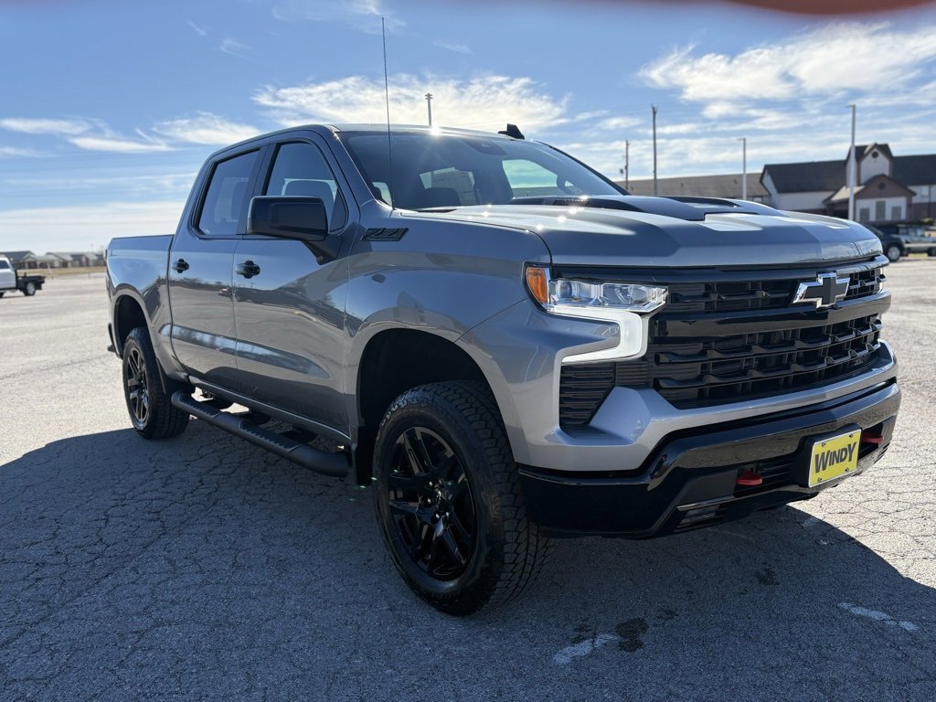 New 2026 Chevrolet Silverado 1500 LT Trail Boss w/ LPO, Dark Essentials Package image 3