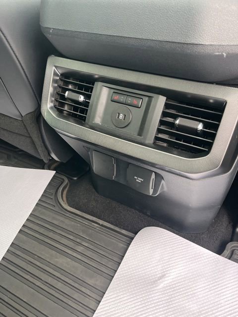 Used 2024 Ford F250 Platinum image 30