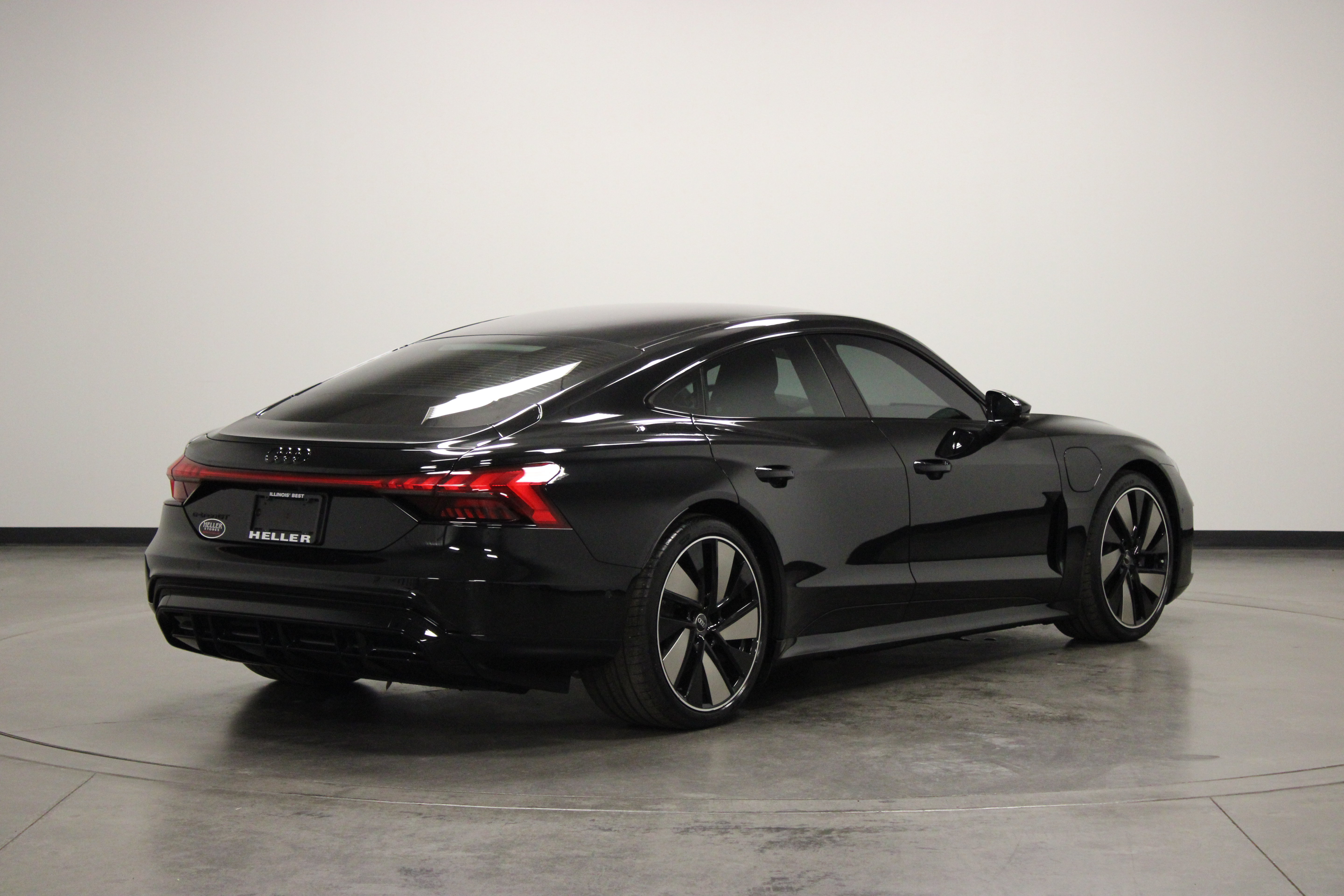Used 2023 Audi e-tron GT Prestige w/ Prestige Package AWD/4WD image 7