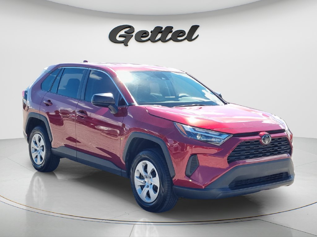 Certified 2023 Toyota RAV4 LE FWD image 3
