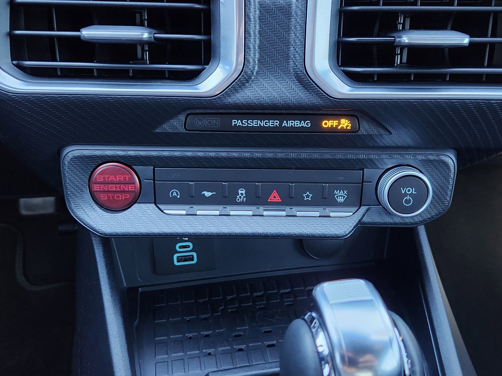 Used 2024 Ford Mustang GT Premium image 22