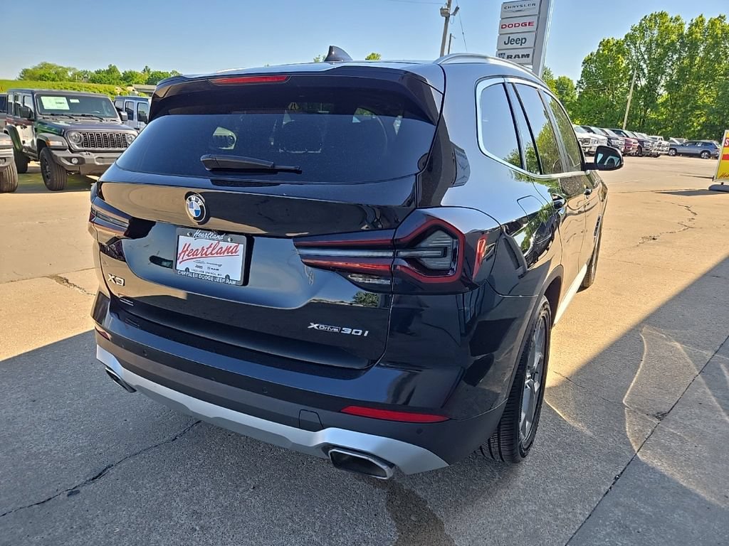 Used 2024 BMW X3 xDrive30i AWD/4WD image 10