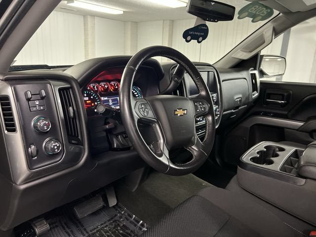 Certified 2018 Chevrolet Silverado 1500 LT w/ LT Convenience Package AWD/4WD image 10