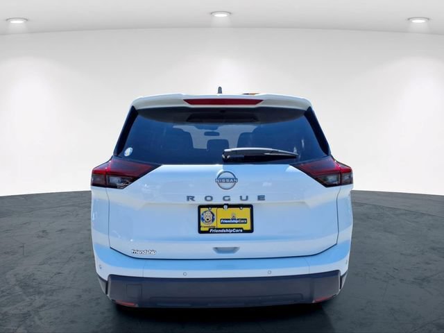 Used 2024 Nissan Rogue S FWD image 10