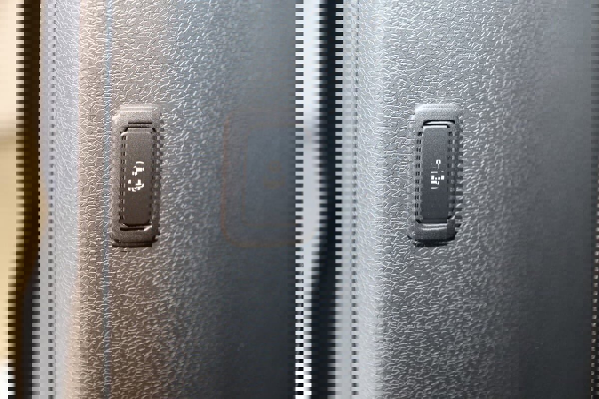 Used 2025 Volkswagen ID. Buzz Pro S image 29