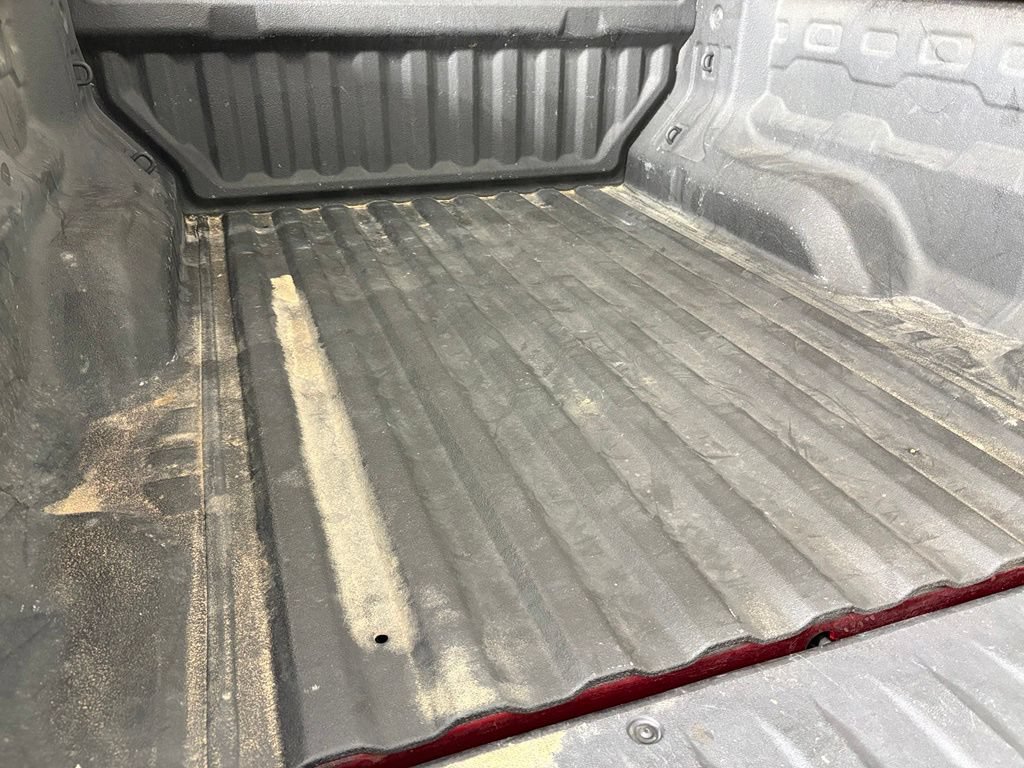 Used 2024 Chevrolet Colorado LT AWD/4WD image 39